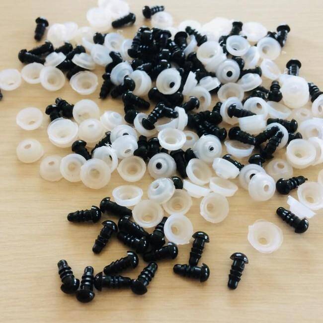 Kilitli Göz Saf Siyah ( 50 Çift ) - 3