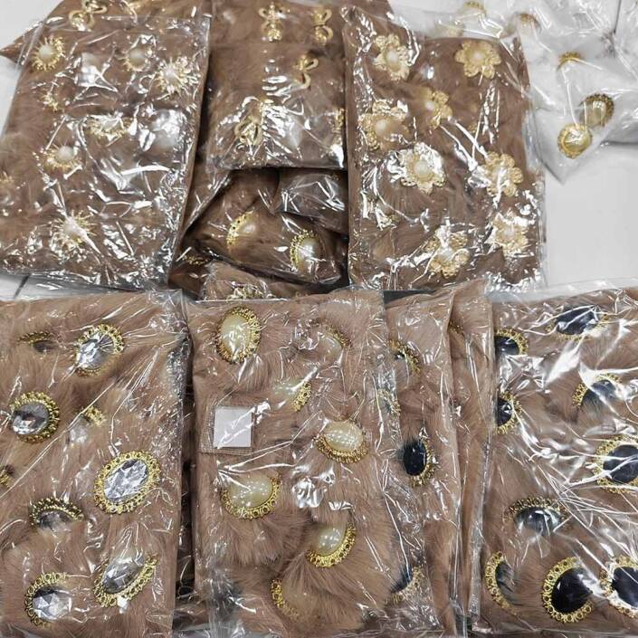 Tavşan Tüyü Patik Süsü Bej ( 1 Çift ) - 2